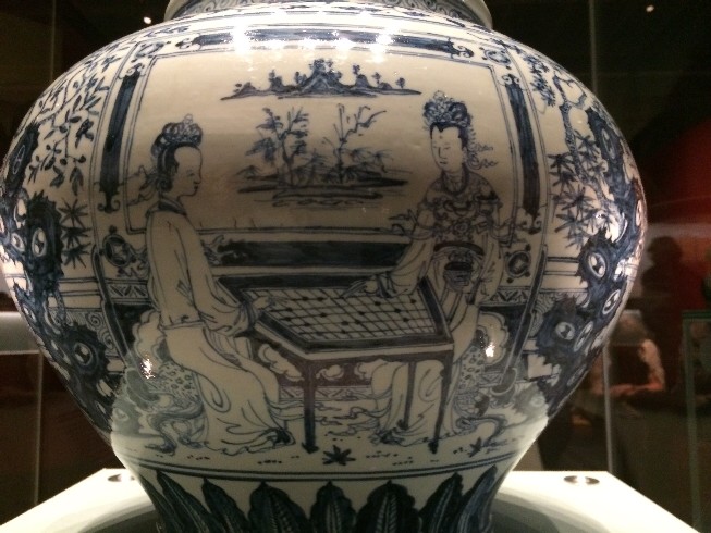 Ming vase with Go players with Go players Ming vase with Go players